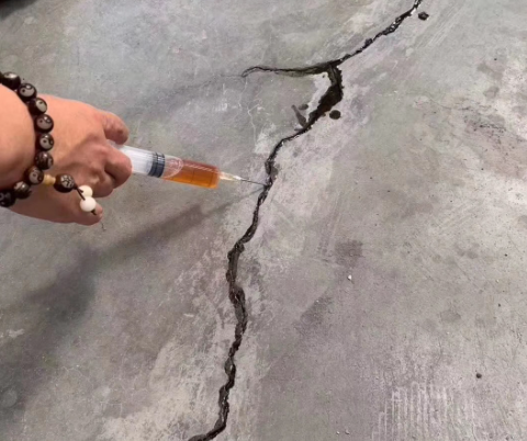 林芝混凝土裂缝修补技术详解​